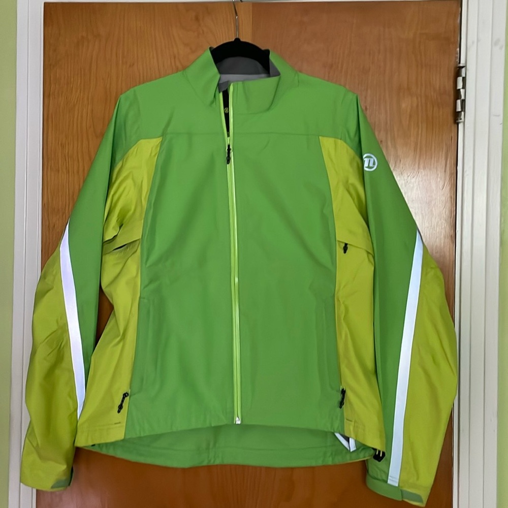 Novara cycling rain jacket - women's